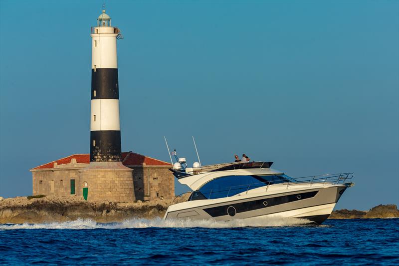 Cruising at 20 knots and topping out at 27 - MC52 - photo © Beneteau