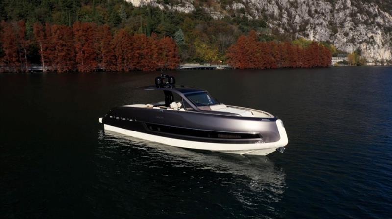 Invictus TT460 anchor - photo © Invictus Yacht