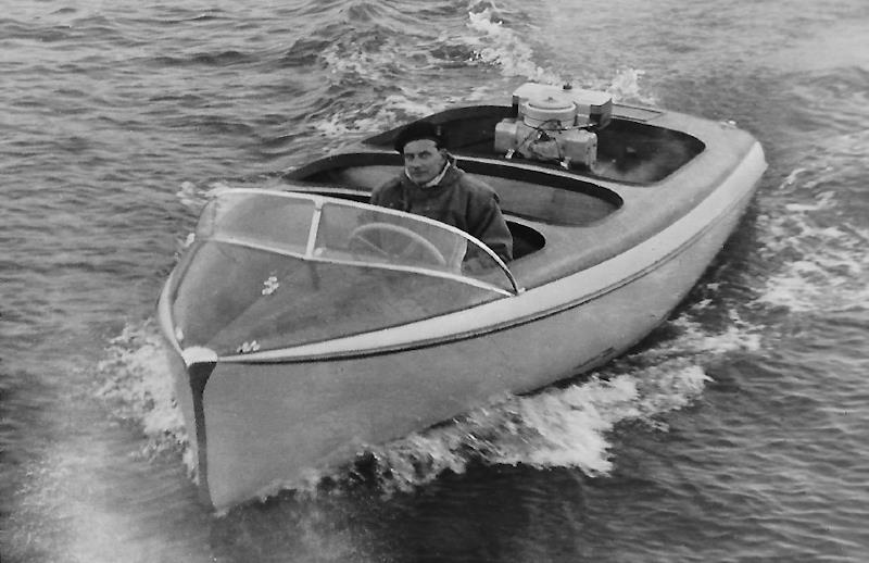 River motorboat developed by Charles Currey in the 1950s - photo © Currey Family