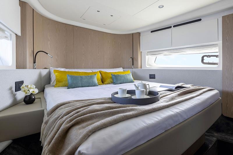 VIP Cabin - Azimut 53 - photo © Giovanni Malgarini