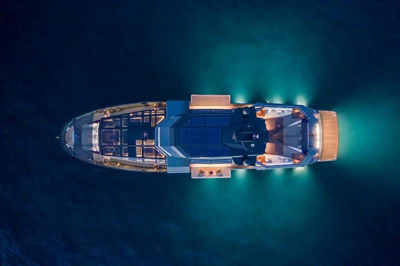 Arcadia A105 Sea Coral 2 - photo © Alberto Cocchi
