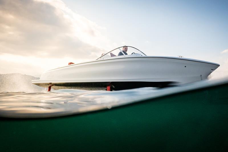 Candela C-7 - photo © Pierre Mangez