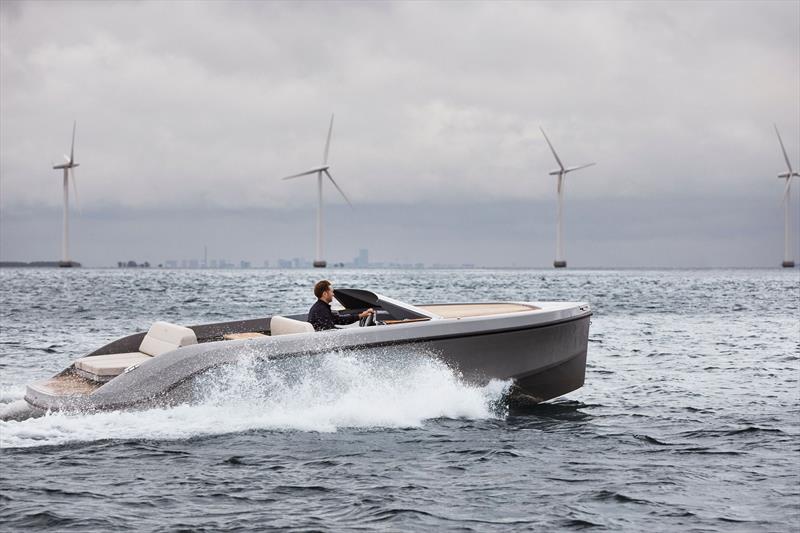 RAND 25 - photo © eyachts
