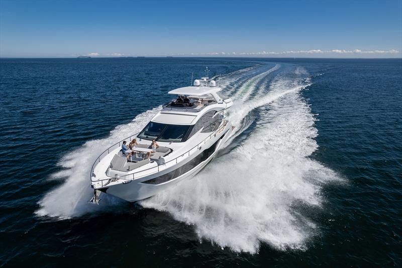 800 FLY - photo © Galeon Yachts