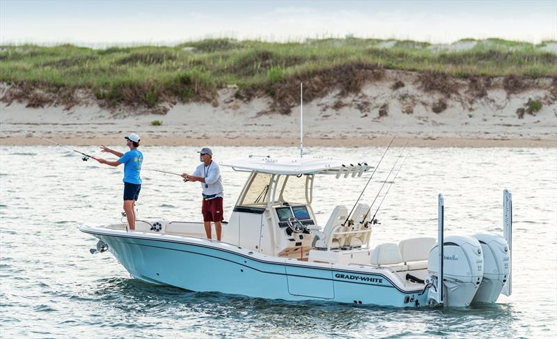 281 Coastal Explorer - photo © Grady-White