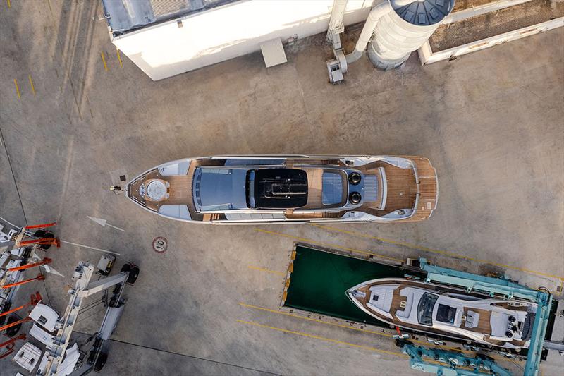 Pershing GTX116 - photo © Pershing