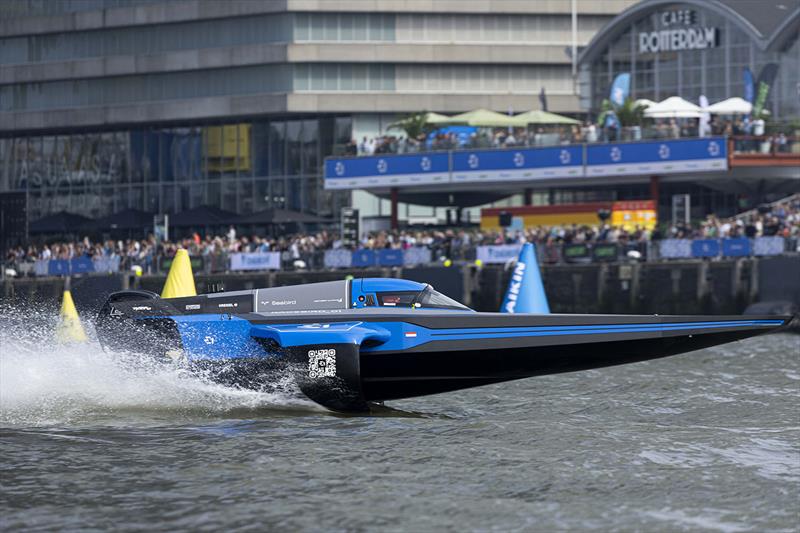 E1 in Rotterdam - photo © Lloyd Images