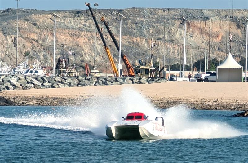 Team Abu Dhabi's Shaun Torrente and Faleh Al Mansoori in action in Khor Fakkan - photo © Team Abu Dhabi