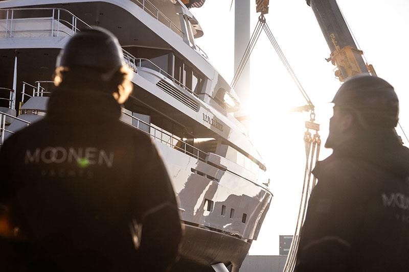 37.8m Martinique Lumière - photo © Charl van Rooy