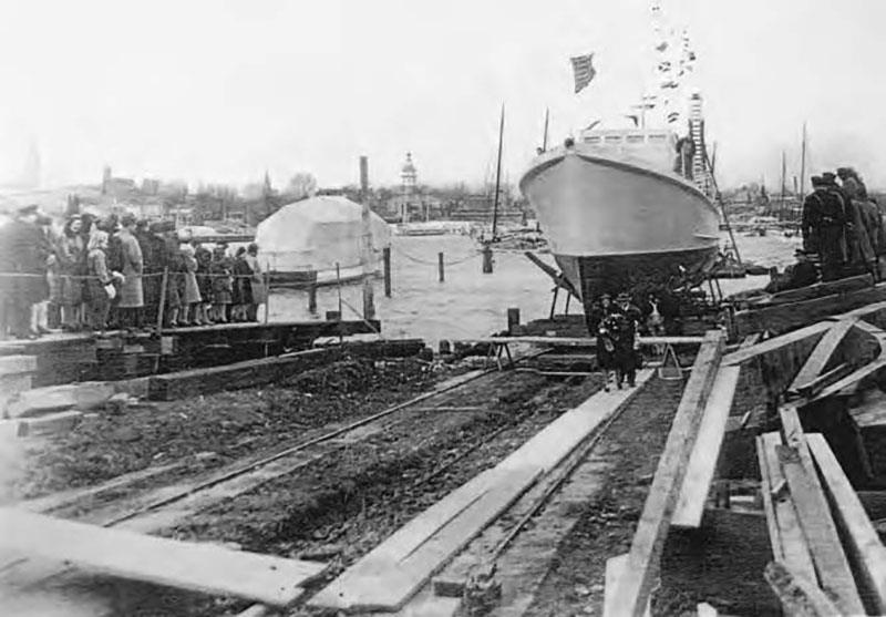 On Sunday, February 1, 1942, Sub-Chaser 521, the first warship built by the Annapolis Yacht Yard, was launched into Spa Creek - photo © AUTHOR’S COLLECTION VIA RICHARDS T. MILLER.