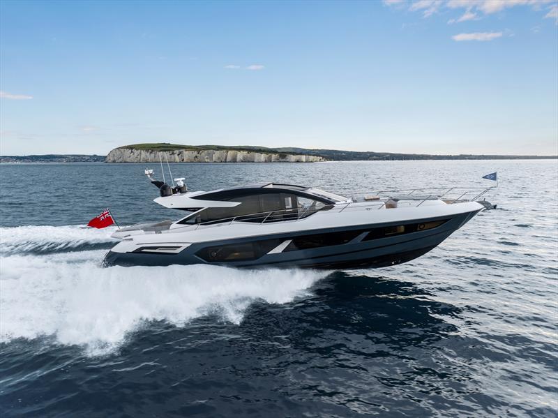 Predator 75 - photo © Sunseeker International