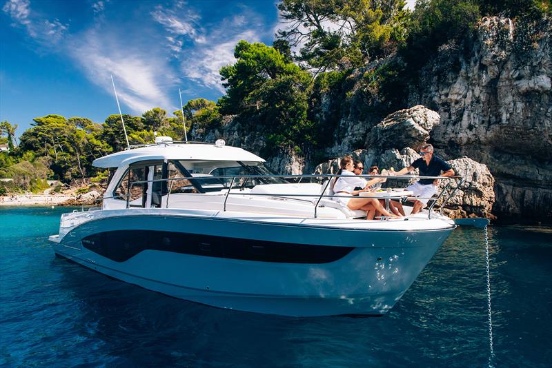 Antares 12 Coupe - photo © Jean-Baptiste d'Enquin