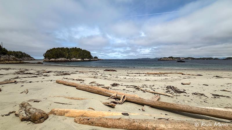 Pruth Bay Day 2 - North Beach - photo © Kevin Morris