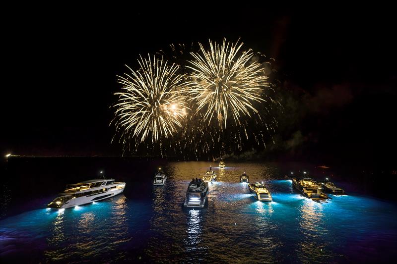 “Midsummer Dream” in Amalfi - photo © Ferretti Group