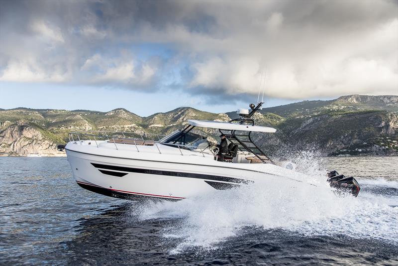 Oryx 379 - photo © Gulf Craft
