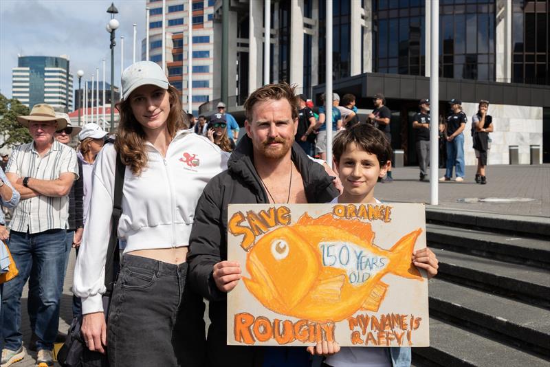 Jono Ridler with a fan after his 1367km swim - Wellington - April 4, 2026 - photo © Joshua Mccormack/LiveOcean