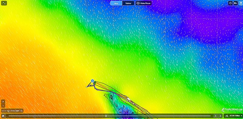 The breeze dilemma with light NW winds to the east (right) and fresh NW breezes to the left. Clockwork is Green pin and Wired is the white boat and sailing down the Northland coast at the equivalent time in the 2022 race. - Noon April 17, 2026 - photo © PredictWind