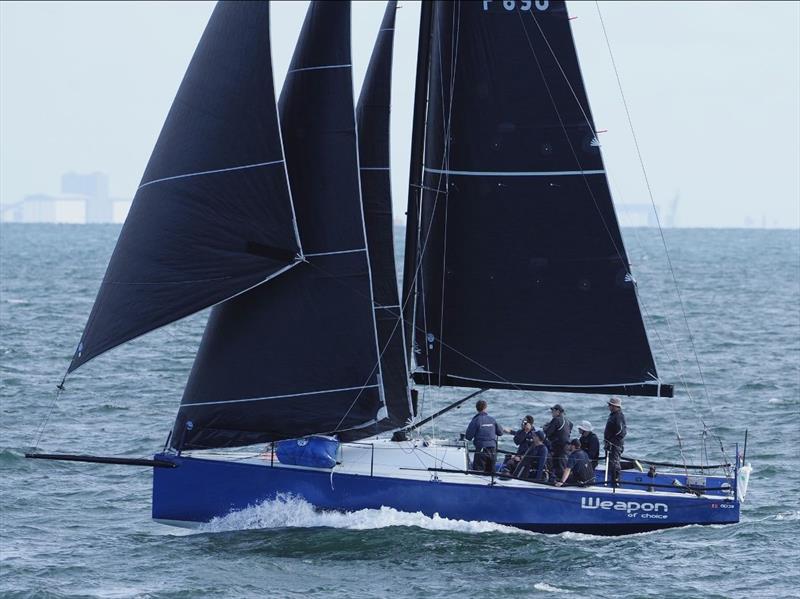 race yachts brokerage