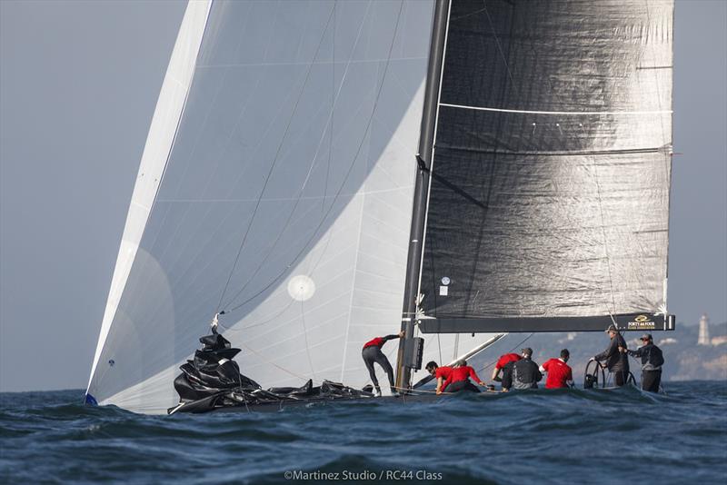 Nico Poons' Charisma disappears in the large Atlantic swell on day 2 of the RC44 Cascais Cup - photo © Nico Martinez / www.MartinezStudio.es