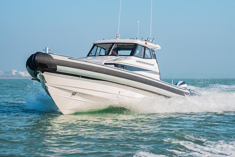 Protector Targa 380 - photo © Protector