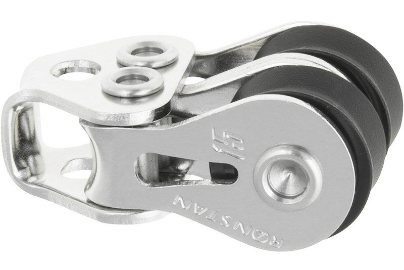 Series 15 ball bearing blocks : ultra-compact and ultra-efficient - photo © Ronstan
