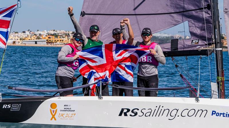 Dünya Yelken Federasyonu Kapsayıcılık Şampiyonası - Büyük Britanya'dan Lucy Hodges, Liam Cattermole, Jamie Tylecote ve Steve Tylecote - fotoğraf © Gonçalo Melo Reis / World Sailing