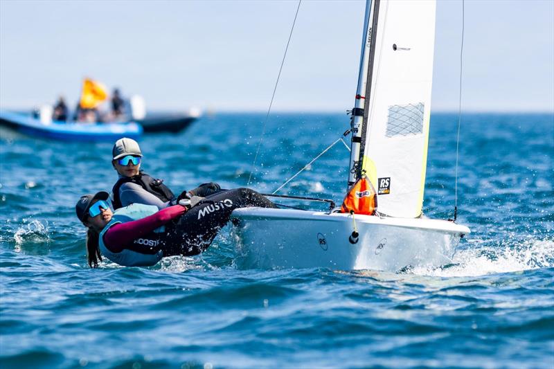 Molly ve Harry Wilson - RS Feva - fotoğraf © Oli King Photography