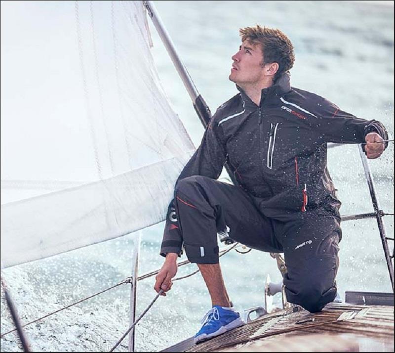 Musto яхтинг. Яхтенный костюм Musto. Helly Hansen яхтинг. Яхтенная одежда Helly Hansen. Musto одежда для яхтинга