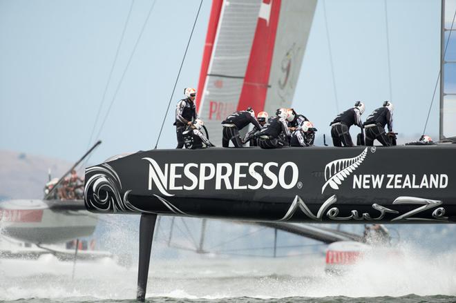Emirates New Zealand rounds the first mark in the sixth race on day five of the Louis Vuitton finals against Luna Rossa Challenge of Italy. 23/8/2013. © Chris Cameron/ETNZ http://www.chriscameron.co.nz