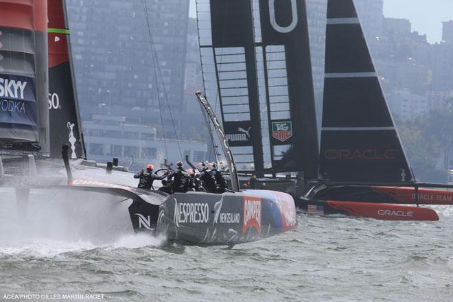 08/09/2013 - San Francisco (USA,CA) - 34th America’s Cup - ORACLE Team USA vs Emirates Team New Zealand, Race Day 2 © ACEA - Photo Gilles Martin-Raget http://photo.americascup.com/