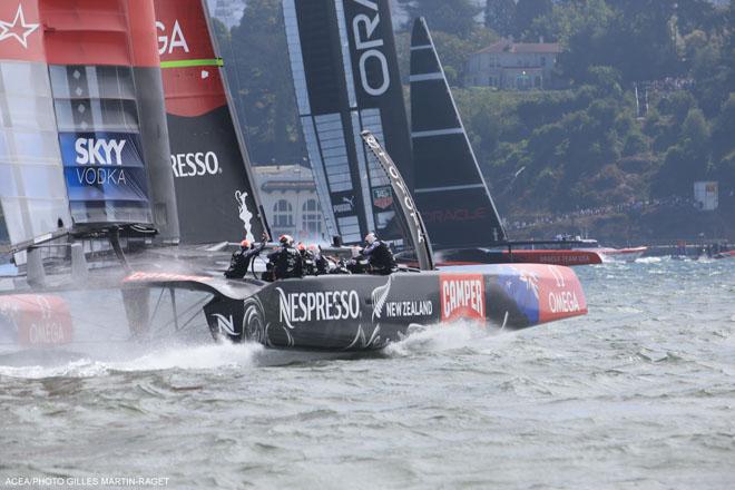 08/09/2013 - San Francisco (USA,CA) - 34th America’s Cup - ORACLE Team USA vs Emirates Team New Zealand, Race Day 2 © ACEA - Photo Gilles Martin-Raget http://photo.americascup.com/