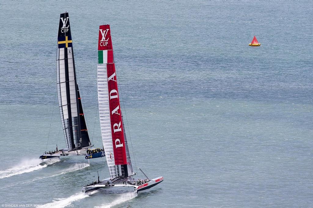 Luna Rossa wins the First race of the Louis semi finals.  6th of August, 2013, Alameda, USA &copy; Sander van der Borch / Artemis Racing http://www.sandervanderborch.com