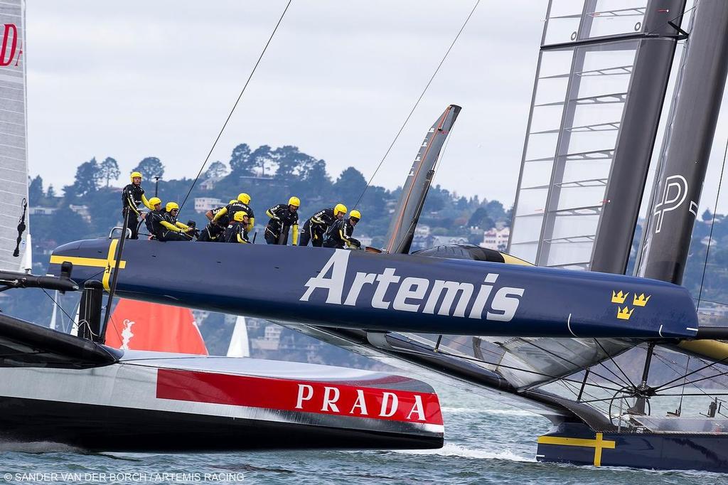 Artemis Racing (SWE) vs. Luna Rossa (ITA), Semi-final race two. ITA wins by 2:05. 7th of August, 2013, San Francisco, USA © Sander van der Borch / Artemis Racing