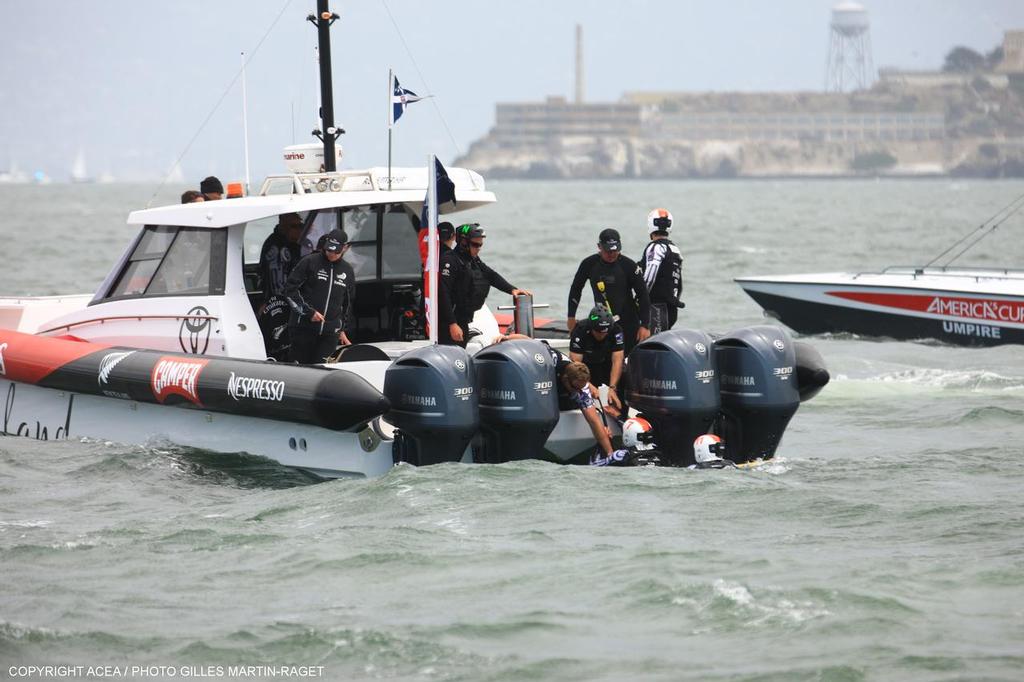 Louis Vuitton Finals Race 1; Luna Rossa vs ETNZ © ACEA - Photo Gilles Martin-Raget http://photo.americascup.com/