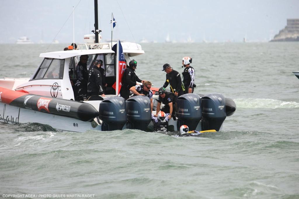 Louis Vuitton Finals Race 1; Luna Rossa vs ETNZ © ACEA - Photo Gilles Martin-Raget http://photo.americascup.com/