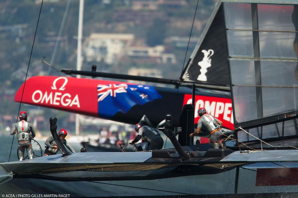 Emirates Team NZ and Luna Rossa - Louis Vuitton Cup Final, Day 4, Race 4 photo copyright ACEA - Photo Gilles Martin-Raget http://photo.americascup.com/ taken at  and featuring the  class