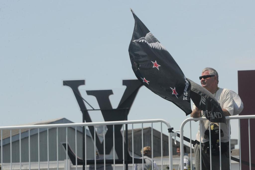 Fan at the Louis Vuitton Cup finale on August 19, 2013 in San Francisco California. ©  SW