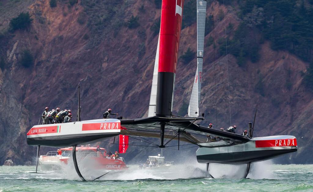 Luna Rossa Challenge 2013 Louis Vuitton Cup Semi Final - Race 1<br />
 © Carlo Borlenghi/Luna Rossa http://www.lunarossachallenge.com