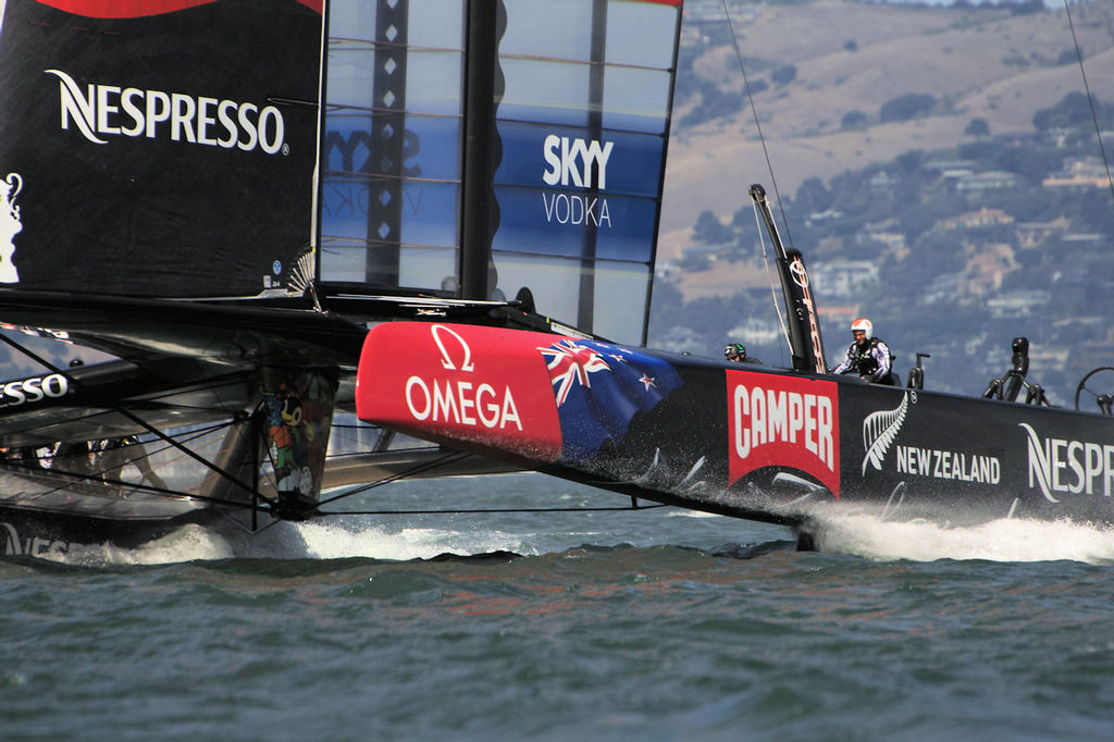 Emirates Team NZ prepares to begin high-speed tests. - America’s Cup © Chuck Lantz http://www.ChuckLantz.com