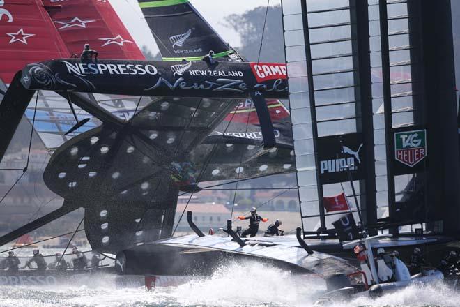 14/09/2013 - San Francisco (USA,CA) - 34th America’s Cup - ORACLE Team USA vs Emirates Team New Zealand, Race Day 5 © ACEA / Photo Abner Kingman http://photo.americascup.com