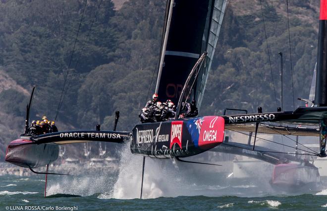 San Francisco,<br />
34th AMERICA’S CUP<br />
America’s Cup Final<br />
Emirates Team New Zealand Oracle Team USA<br />
 © Luna Rossa Challenge S.L. 2007 www.lunarossachallenge.com