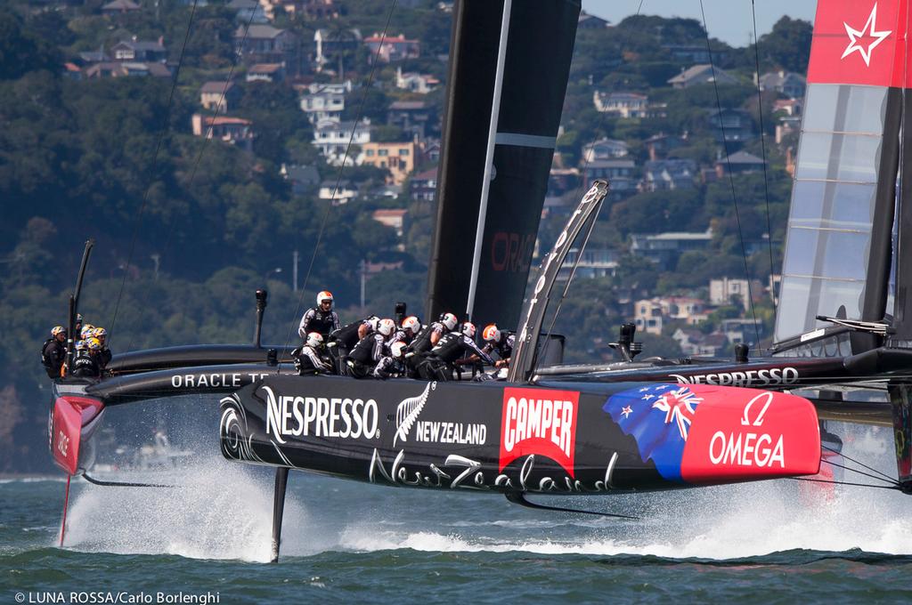 San Francisco, 12/09/13
34th AMERICA&rsquo;S CUP
America&rsquo;s Cup Final 5
Emirates Team New Zealand vs Oracle Team Usa
 photo copyright Carlo Borlenghi/Luna Rossa http://www.lunarossachallenge.com taken at  and featuring the  class