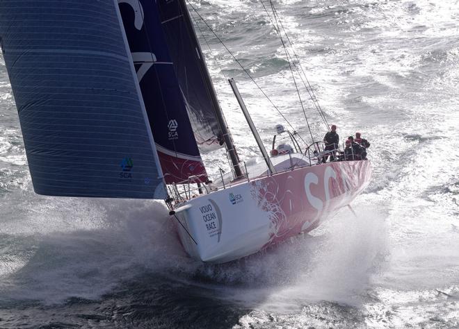 October 4 2013 - Team SCA sailing trials in the English Channel © Rick Tomlinson/Volvo Ocean Race http://www.volvooceanrace.com