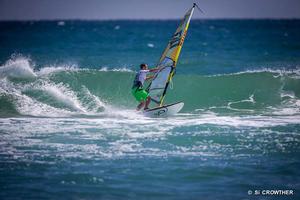 Casey, turn - AWT Hatteras Wave Jam 2013 photo copyright  Simon Crowther http://www.simoncrowther.com/ taken at  and featuring the  class