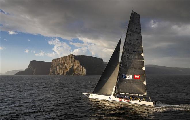 Ragamuffin 100 approaching Tasman Island - Day 3, 2013 Rolex Sydney Hobart Race ©  Rolex / Carlo Borlenghi http://www.carloborlenghi.net
