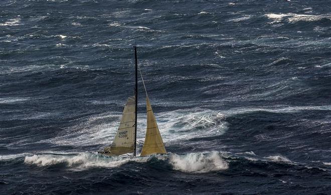 Pretty Fly III drops into a big swell off Tasman Island - 2013 Rolex Sydney Hobart Race ©  Rolex/Daniel Forster http://www.regattanews.com