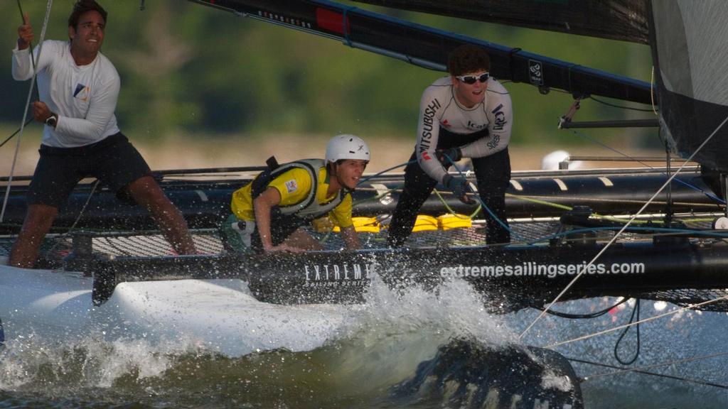 Daniel Santiago competing with Team Brazil in Rio, 2012. © Francisco Lino