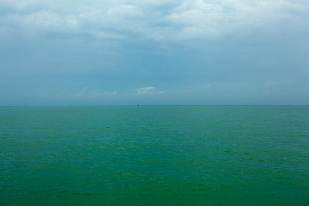 Raja Muda Selangor International Regatta 2013. Port Klang - Pangkor race. Dying breeze. © Guy Nowell / RMSIR