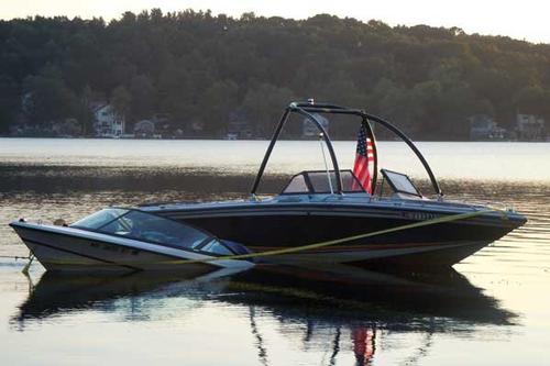 Photo of a collision between two small powerboats © George Stafford