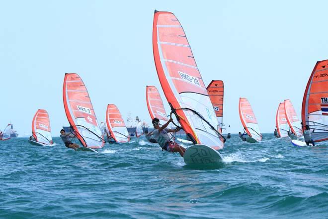 2014 Singapore Open Asian Windsurfing Championship day 1 © Howie Choo